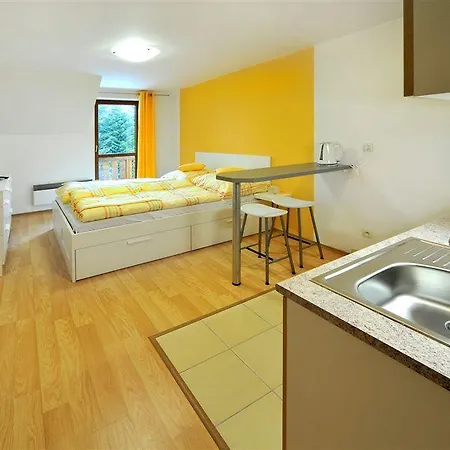 Aparthotel Aplend Kamzik 3*