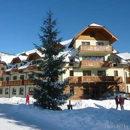 Aplend Kamzik Aparthotel 3*