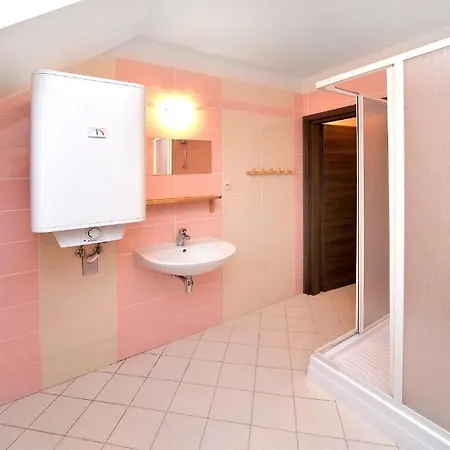 Aplend Kamzik Aparthotel